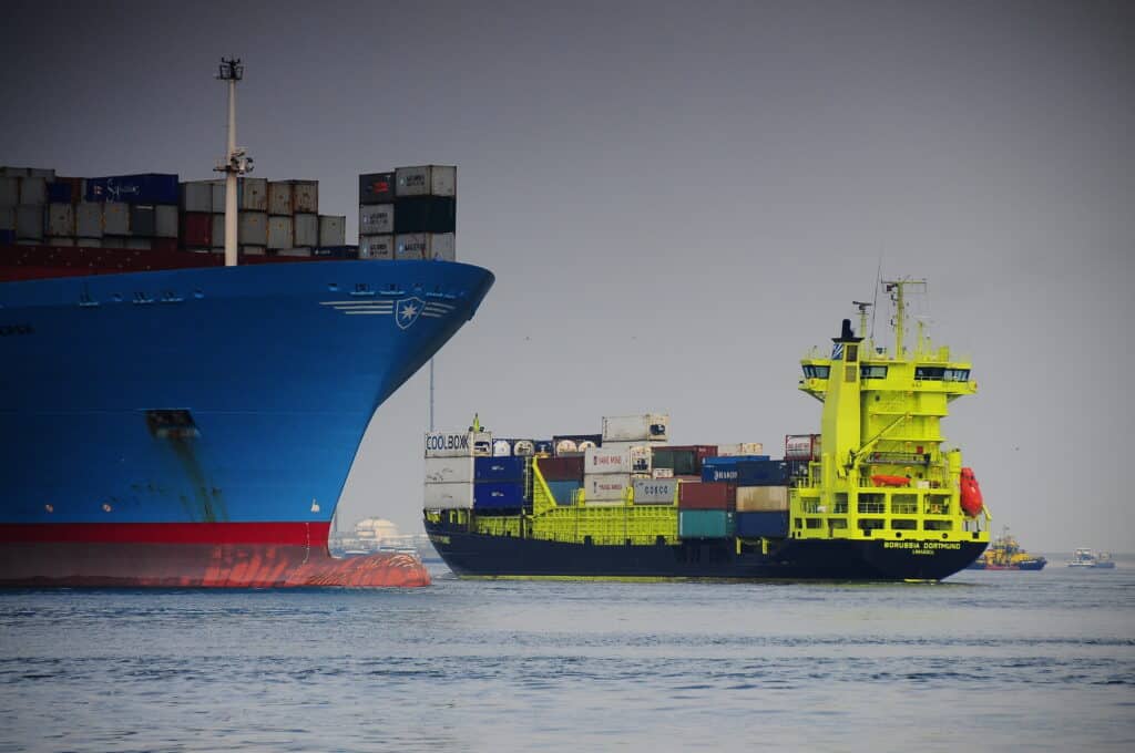 Shortsea- en deepsea-containervaart in de Rotterdamse haven – focus op veilige logistieke keten via de Vertrouwensketen